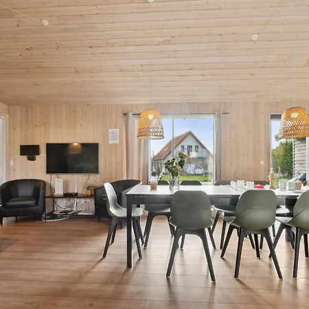 20 Person In Holiday home *